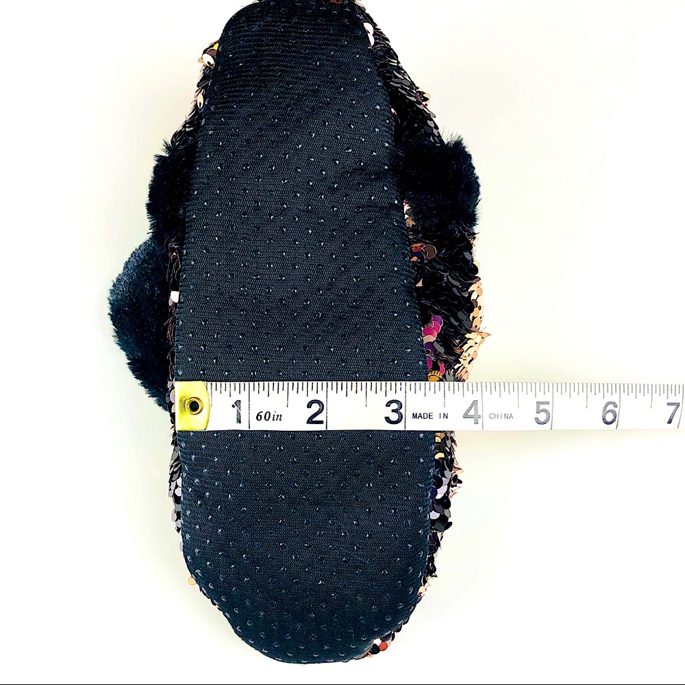 Black and Gold reversible sequin boot slippers - Picture 4 of 6